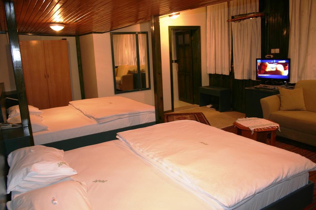 Hotel HAL-TUR Pamukkale Buitenkant foto