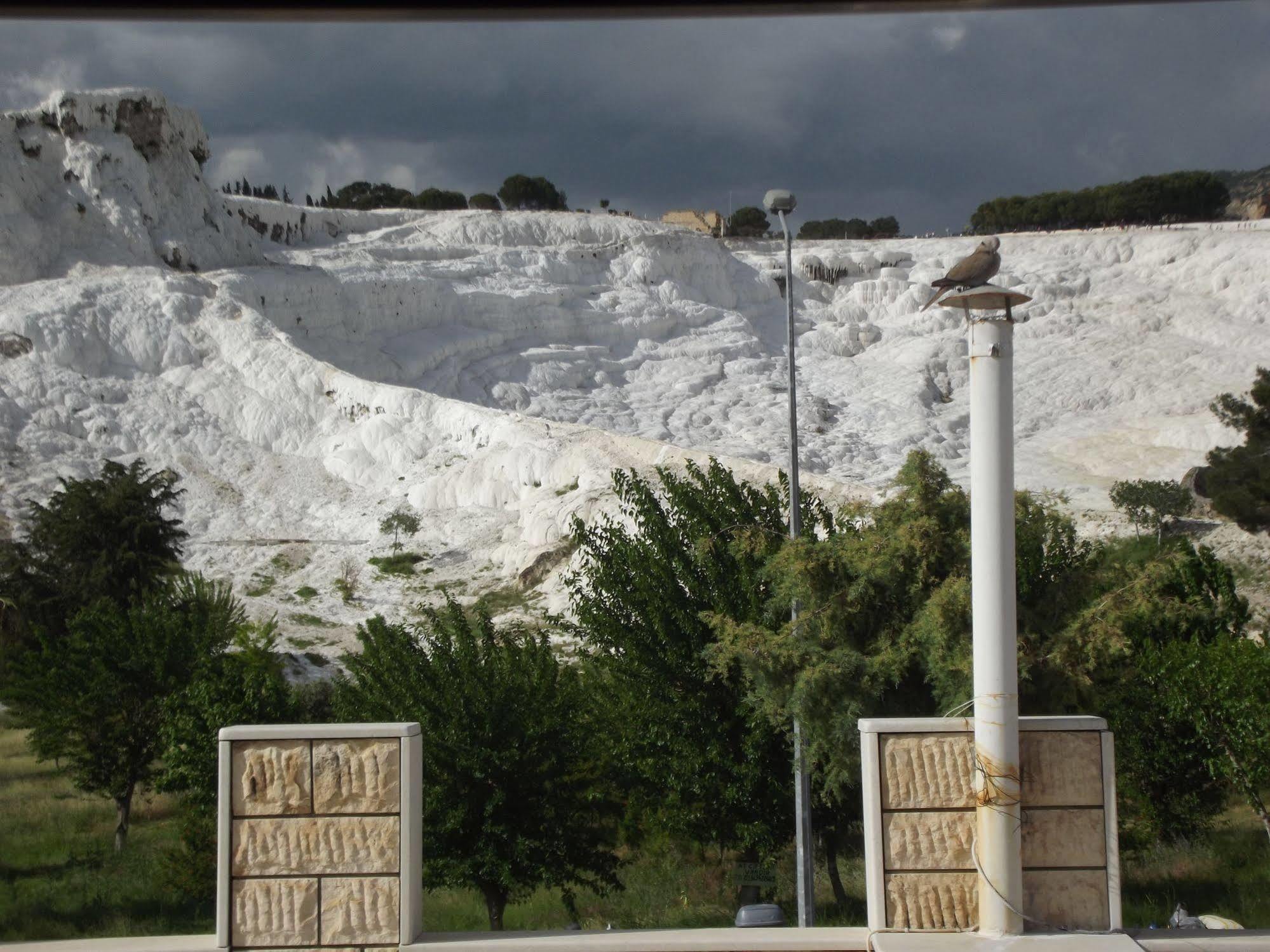 Hotel HAL-TUR Pamukkale Buitenkant foto
